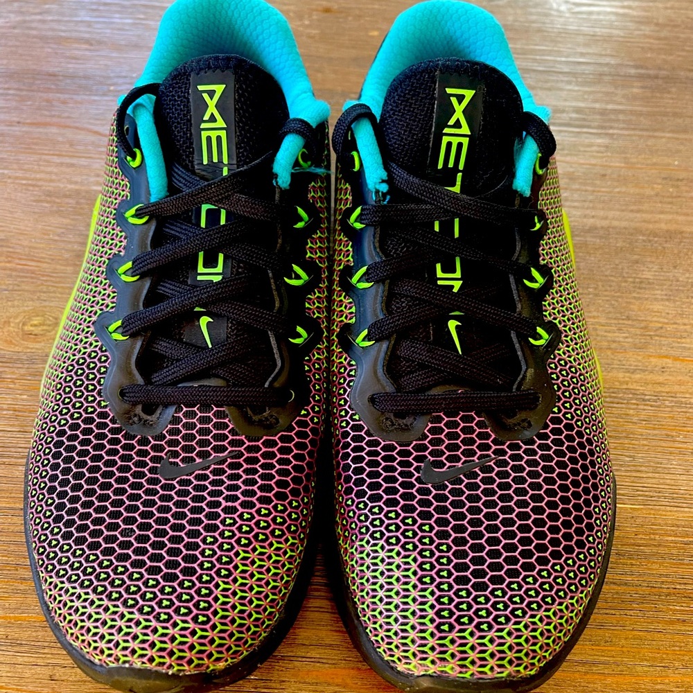 Limited Edition Women’s Nike Metcon AMP size 8.5